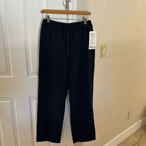 Lululemon straight-leg mid-rise pant extreme true navy size small NWT $128